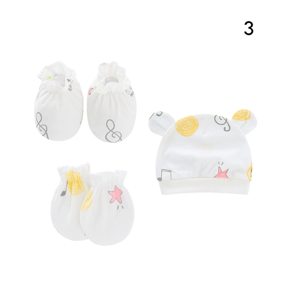 Soft Cotton  Anti Scratching Mittens Socks And Hat  Set For 0-6 Months