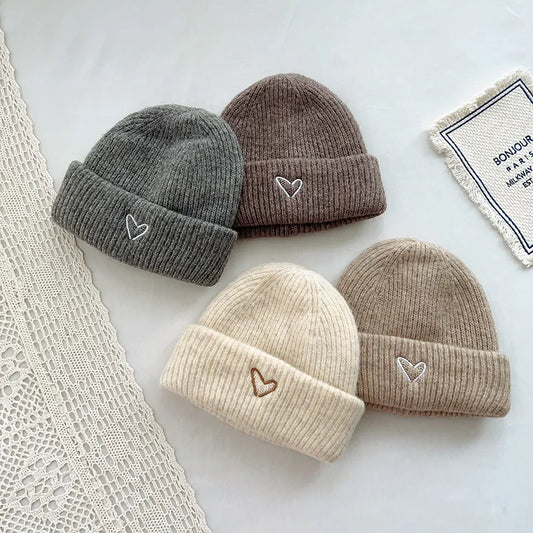 Love Heart Embroidery Knit Winter Hat for Baby and Children