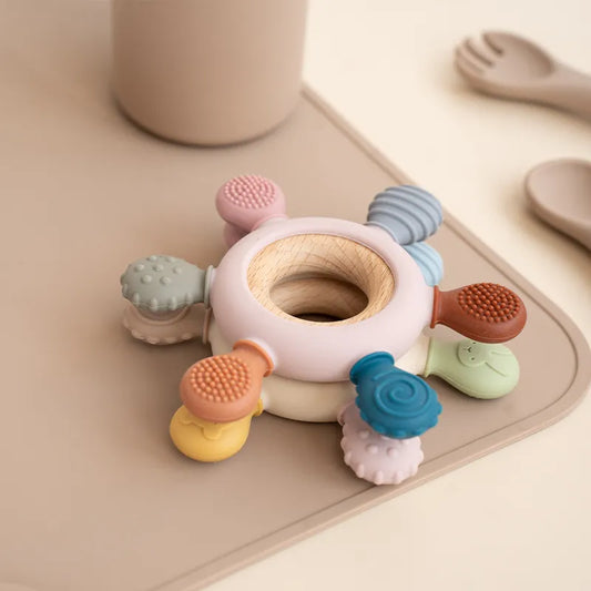 Silicone Rudder Shape Wooden Ring Teething Toys